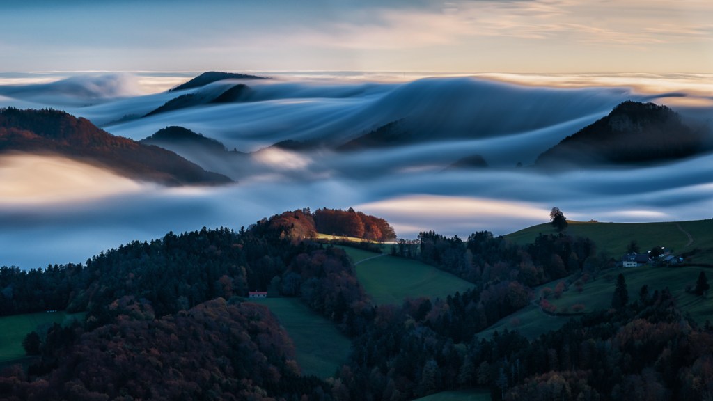 The well known Nebelwelle at the Belchenflueh